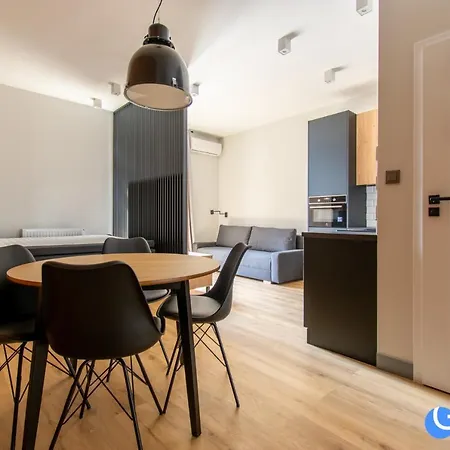 Skawinska 10 * Krakau